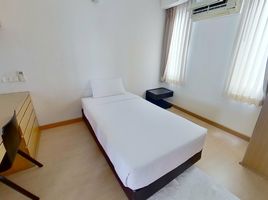 3 Schlafzimmer Wohnung zu vermieten im Viscaya Private Residences, Khlong Tan Nuea