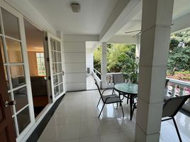 2 Bedroom Apartment for rent at Navin Mansion, Chong Nonsi, Yan Nawa