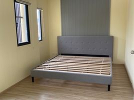 3 Schlafzimmer Reihenhaus zu verkaufen im The Connect Donmueang-Terd Rachan, Si Kan