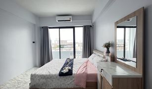 Studio Condo for sale in Hua Mak, Bangkok Itsara Condominium