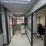 124 平米 Office for rent at Asoke Towers, Khlong Toei Nuea, 瓦他那, 曼谷