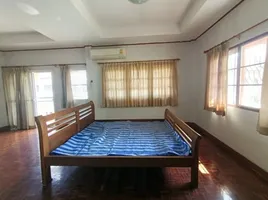 4 Schlafzimmer Reihenhaus zu verkaufen im Suetrong Phahonyothin 52, Khlong Thanon