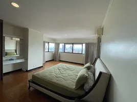 3 Bedroom Condo for rent at Sathorn Gardens, Thung Mahamek