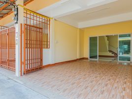 2 Bedroom Townhouse for sale in Nai Wiang, Mueang Phrae, Nai Wiang