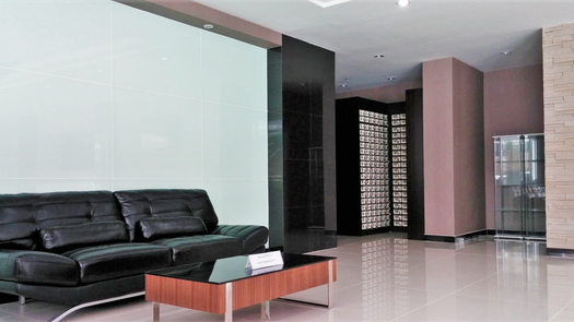 รูปถ่าย 1 of the Rezeption / Lobby at รีเจ้นท์ ออคิด สุขุมวิท 101