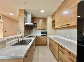 2 Schlafzimmer Appartement zu vermieten im Villa Sikhara, Khlong Tan Nuea