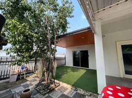 3 Bedroom House for sale at Supalai Bella Wongwaen Lamlukka Khlong 4, Lat Sawai