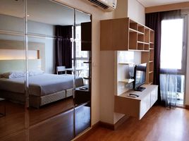 1 спален Кондо в аренду в Le Luk Condominium, Phra Khanong Nuea, Щаттхана, Бангкок