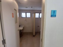 210 m² Office for rent at P.S. Tower, Khlong Toei Nuea