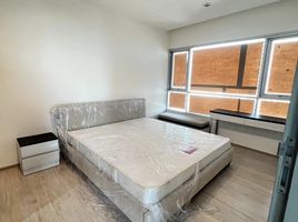 2 Schlafzimmer Wohnung zu verkaufen im Life Ratchadapisek, Huai Khwang