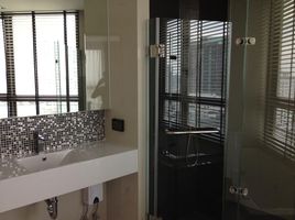 2 Schlafzimmer Appartement zu vermieten im Rhythm Sukhumvit 44/1, Phra Khanong