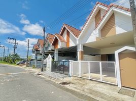 2 Schlafzimmer Reihenhaus zu verkaufen in Thalang, Phuket, Thep Krasattri