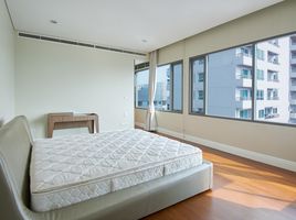 3 Bedroom Condo for sale at Bright Sukhumvit 24, Khlong Tan, Khlong Toei