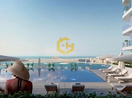 2 बेडरूम अपार्टमेंट for sale at Seapoint, EMAAR Beachfront, दुबई हार्बर