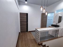 2 Bedroom Townhouse for sale at Baan Siangsonniwet, Bang Na