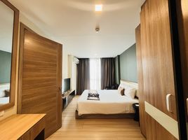 1 Schlafzimmer Wohnung zu vermieten im Ramada by Wyndham Ten Ekamai Residences, Phra Khanong Nuea