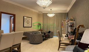 Квартира, 2 спальни на продажу в Green Lake Towers, Дубай MAG 214