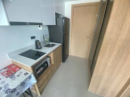 Studio Condo for rent at The Breeze Beach Side, Bang Sare