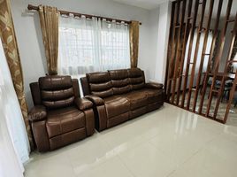 3 Bedroom Villa for rent at Pimpichada , San Klang