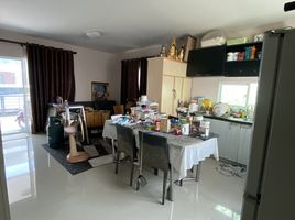 3 спален Таунхаус на продажу в Habitown Kohkaew, Ko Kaeo, Пхукет Тощн