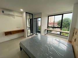 18 Bedroom Whole Building for sale in Chatuchak, Bangkok, Chantharakasem, Chatuchak