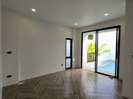 3 Bedroom Villa for sale in Robinson Lifestyle Thalang Phuket, Si Sunthon, Si Sunthon