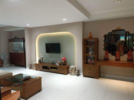 5 Schlafzimmer Villa zu verkaufen in Wang Thong Lang, Bangkok, Saphan Song, Wang Thong Lang