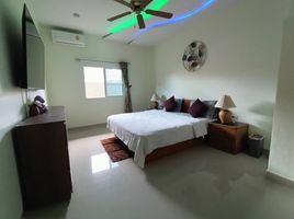 3 Schlafzimmer Villa zu vermieten in Pa Khlok, Thalang, Pa Khlok