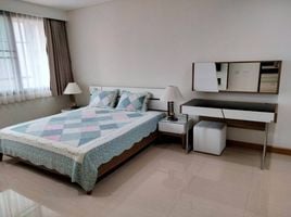 2 Bedroom Condo for rent at The Lakes, Khlong Toei