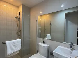 1 Bedroom Condo for rent at Life Asoke, Bang Kapi