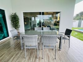 5 Schlafzimmer Villa zu verkaufen im Meedee Homes, Thap Tai