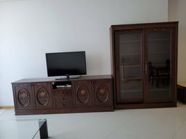 1 Bedroom Apartment for rent at The Empire Place, Thung Wat Don