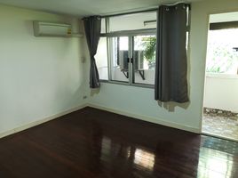 3 Bedroom Townhouse for rent in The Emporium, Khlong Tan, Khlong Tan