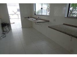 3 Bedroom House for sale at Embaré, Santos