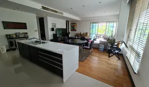 ขายคอนโด 3 ห้องนอน ใน ช่องนนทรี, กรุงเทพมหานคร The Lofts Yennakart
