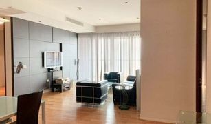 2 Bedrooms Condo for sale in Khlong Toei, Bangkok The Lakes