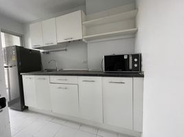 1 Schlafzimmer Appartement zu vermieten im The Seasons Srinakarin, Bang Mueang Mai, Mueang Samut Prakan, Samut Prakan