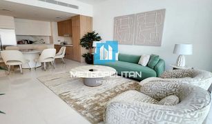 1 Bedroom Apartment for sale in EMAAR Beachfront, Dubai Beach Vista