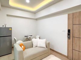 1 Schlafzimmer Wohnung zu verkaufen im Srithana Condominium 1, Suthep, Mueang Chiang Mai