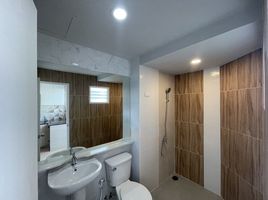 1 Bedroom Apartment for sale at Pornpiya Mansion, Bang Sue