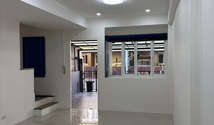 曼谷 Khlong Kum The iBox 3 卧室 联排别墅 售 