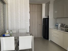 1 спален Кондо в аренду в Noble Ploenchit, Lumphini