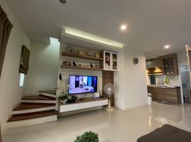 3 Bedroom Townhouse for rent at Vision Smart City, Bang Khen