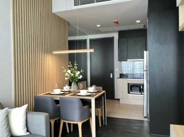 1 Schlafzimmer Wohnung zu vermieten im Edge Sukhumvit 23, Khlong Toei Nuea