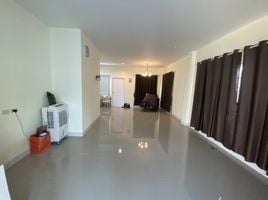 3 Bedroom Townhouse for rent at Fatreo, Takhian Tia, Pattaya