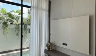 Таунхаус, 4 спальни на продажу в Na Kluea, Паттайя Villa La Richie