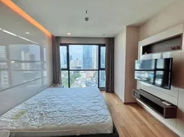 คอนโด 1 ห้องนอน ให้เช่า ในโครงการ ดิ แอดเดรส สาทร, สีลม
