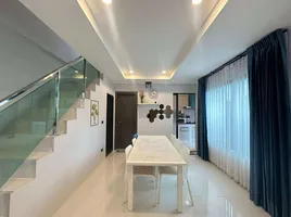 3 Bedroom Villa for rent at Hivery Pool Villa 1, Nong Pla Lai, Pattaya, Chon Buri, Thailand