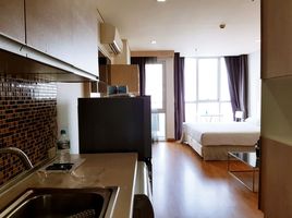 1 Bedroom Apartment for rent at Le Luk Condominium, Phra Khanong Nuea, Watthana