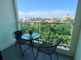 1 Schlafzimmer Wohnung zu verkaufen im Dusit Grand Condo View, Nong Prue, Pattaya